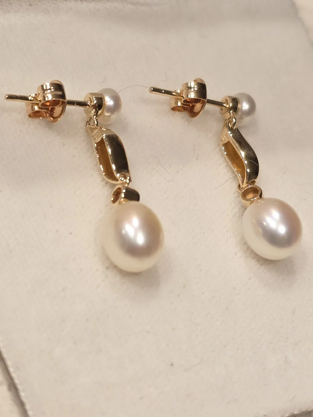 💕✨️14K Classic Pearl Drop Gold Earrings✨️💕
